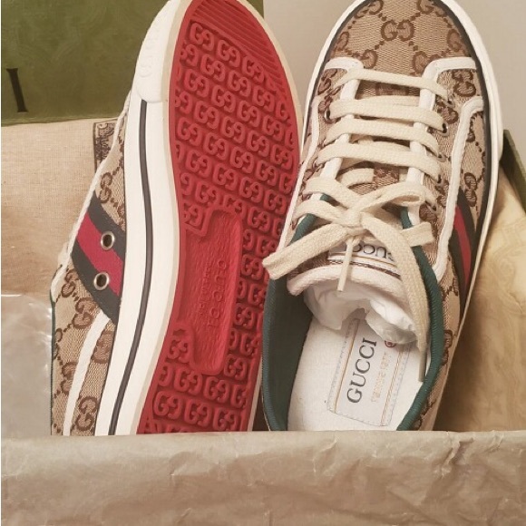 Gucci tennis shoes